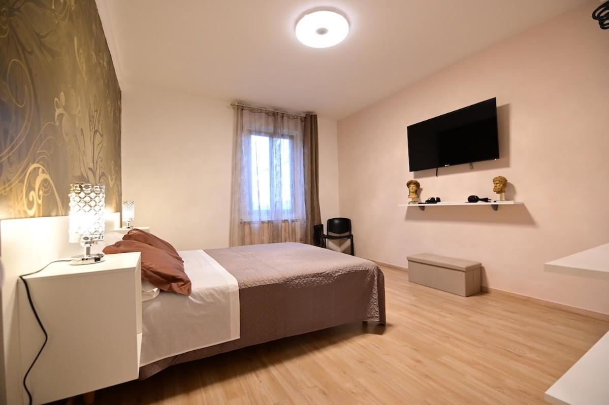 La Casa Di Odessa Bed and Breakfast Arcevia Εξωτερικό φωτογραφία