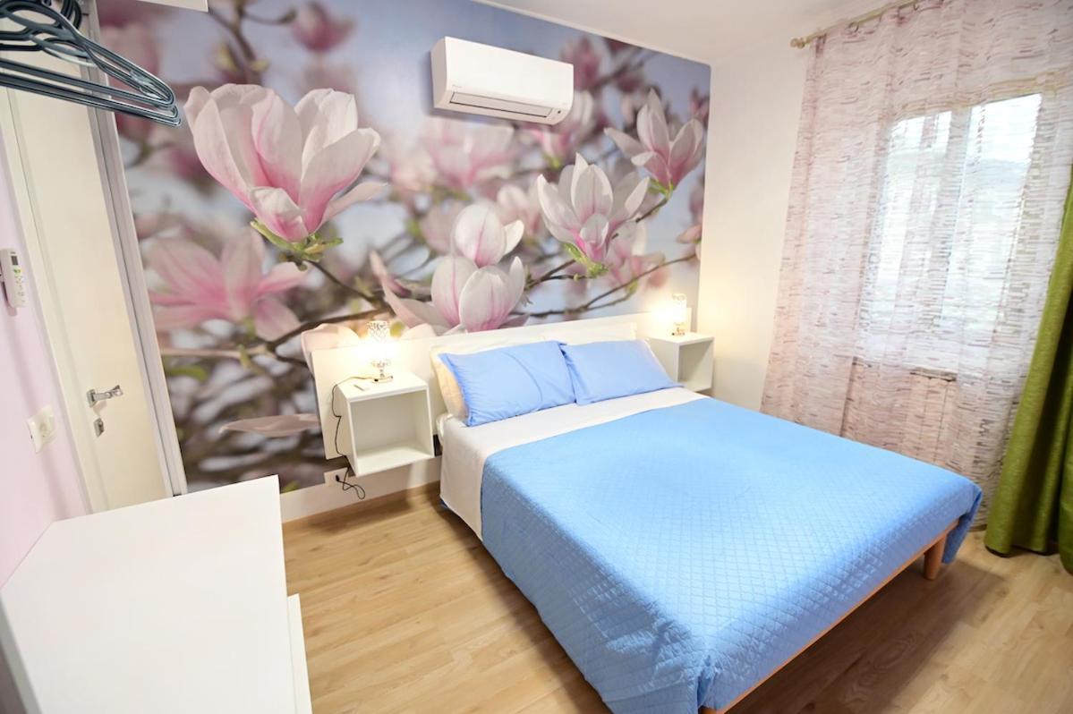 La Casa Di Odessa Bed and Breakfast Arcevia Εξωτερικό φωτογραφία